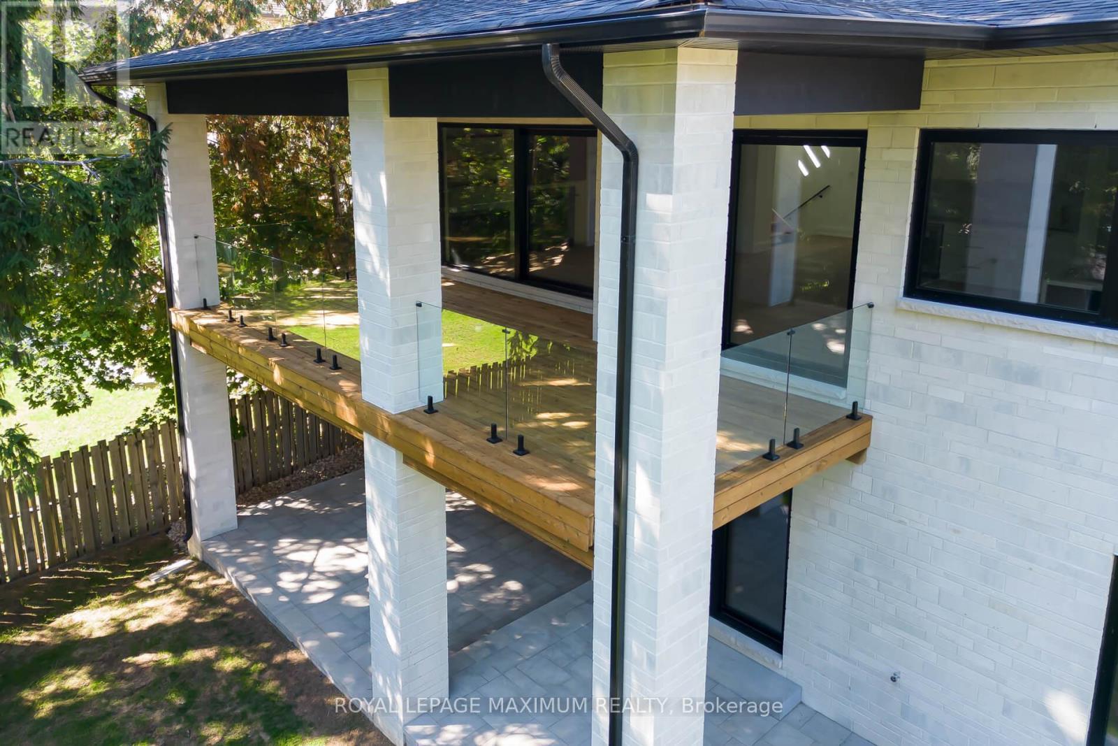 












67 DAVIDSON DRIVE

,
Vaughan,




Ontario
L4L1M2

