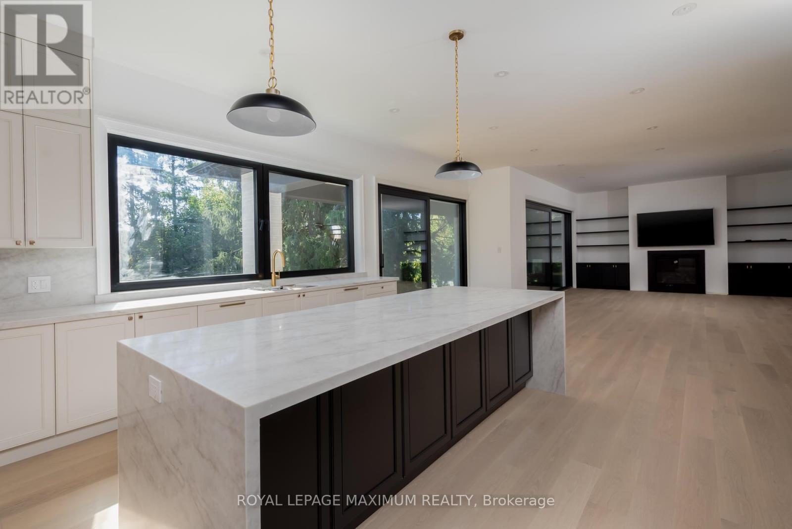 












67 DAVIDSON DRIVE

,
Vaughan,




Ontario
L4L1M2

