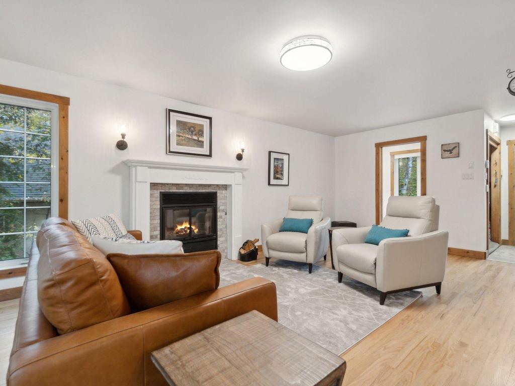 









1303


Rue Trudel

,
Mont-Tremblant,




QC
J8E2L4

