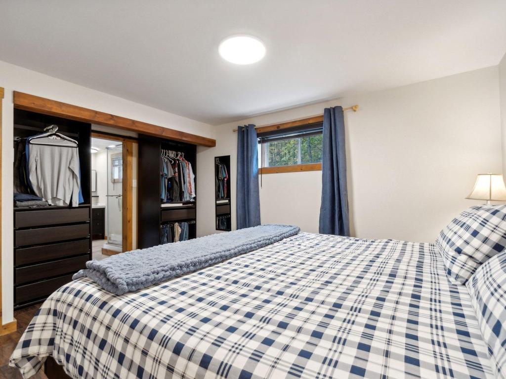 









1303


Rue Trudel

,
Mont-Tremblant,




QC
J8E2L4

