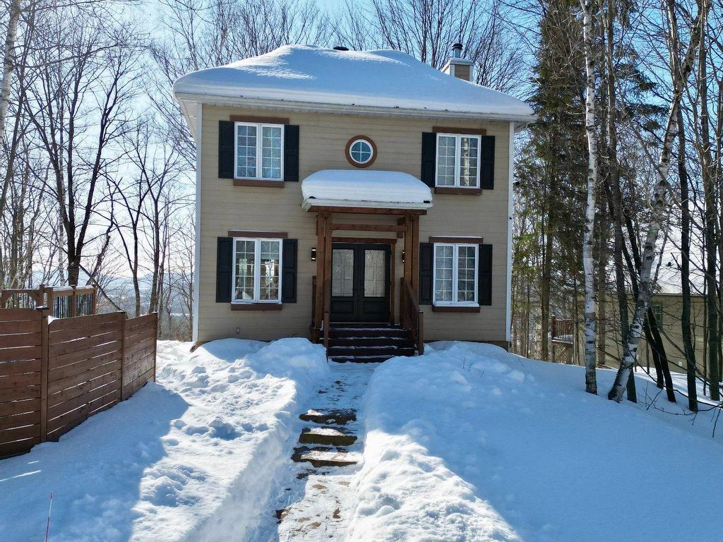 









1303


Rue Trudel

,
Mont-Tremblant,




QC
J8E2L4

