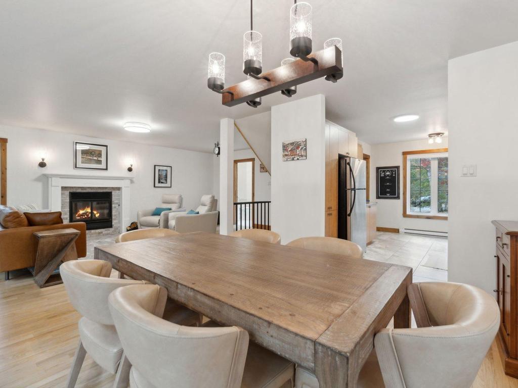 









1303


Rue Trudel

,
Mont-Tremblant,




QC
J8E2L4

