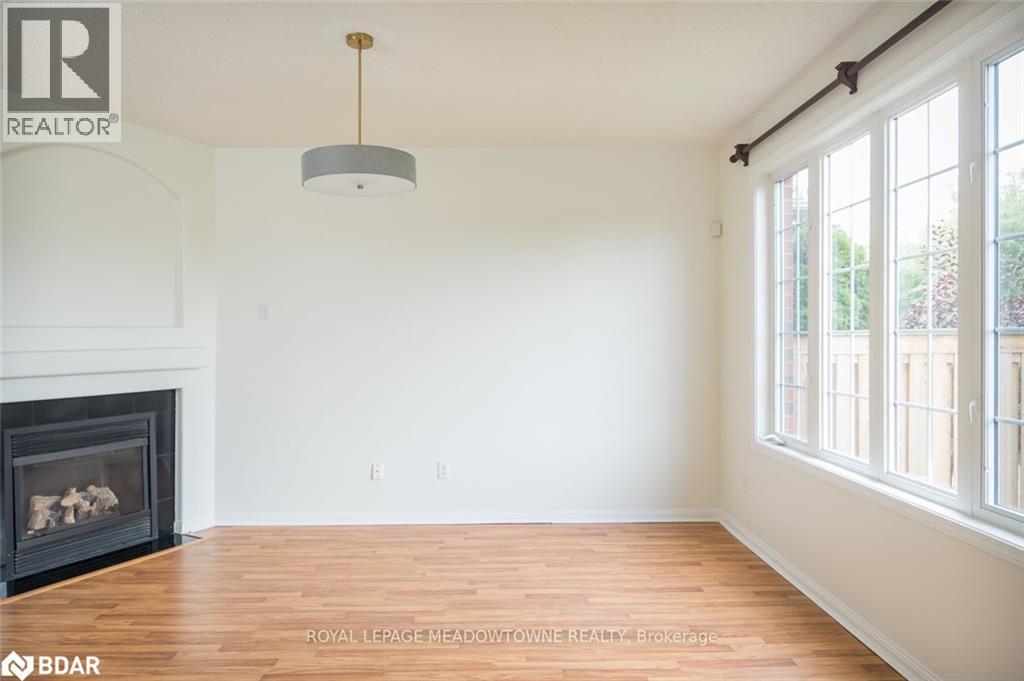 












833 WATSON Terrace

,
Milton,




Ontario
L9T5Z8

