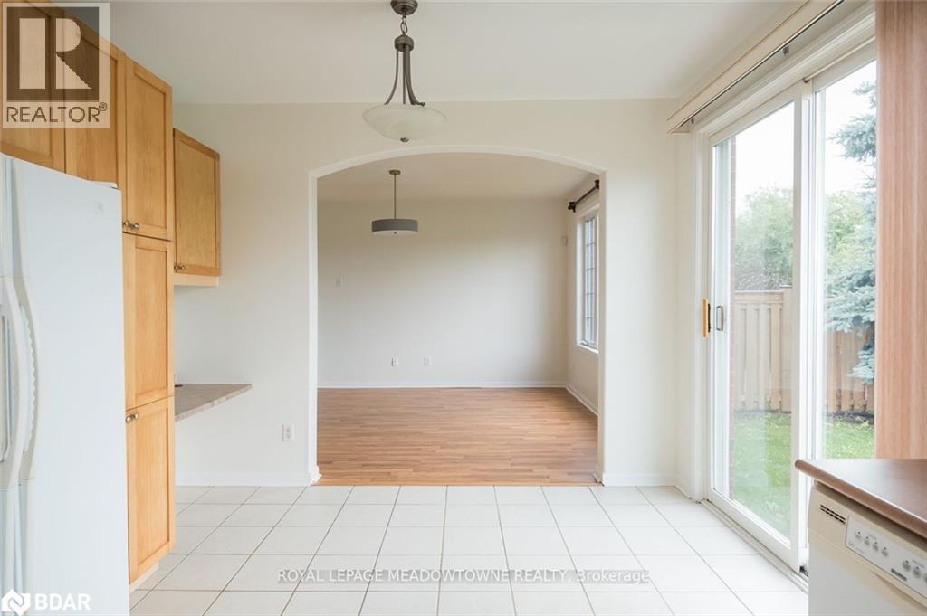 












833 WATSON Terrace

,
Milton,




Ontario
L9T5Z8

