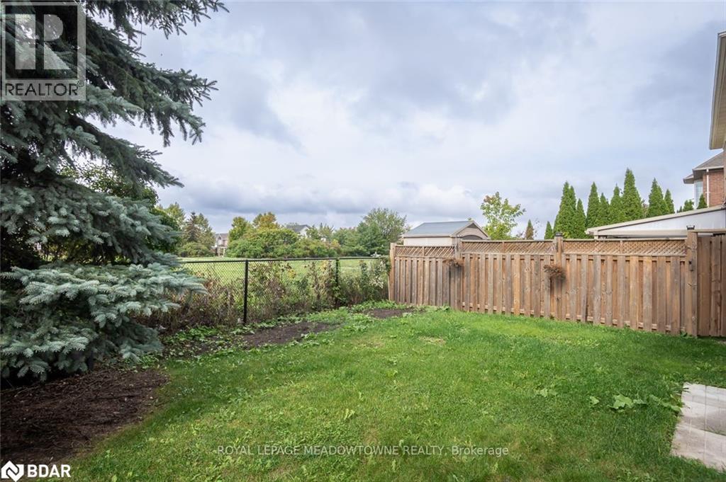 












833 WATSON Terrace

,
Milton,




Ontario
L9T5Z8

