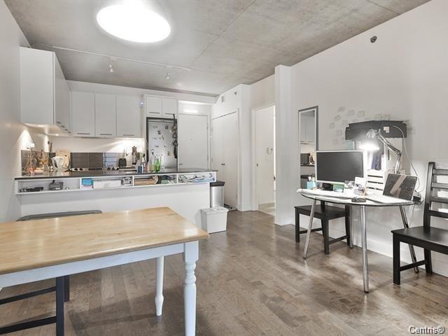 









1414


Rue Chomedey

, 661,
Montréal (Ville-Marie),




QC
H3H0A2

