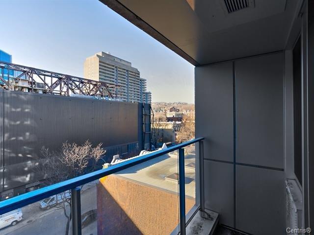 









1414


Rue Chomedey

, 661,
Montréal (Ville-Marie),




QC
H3H0A2

