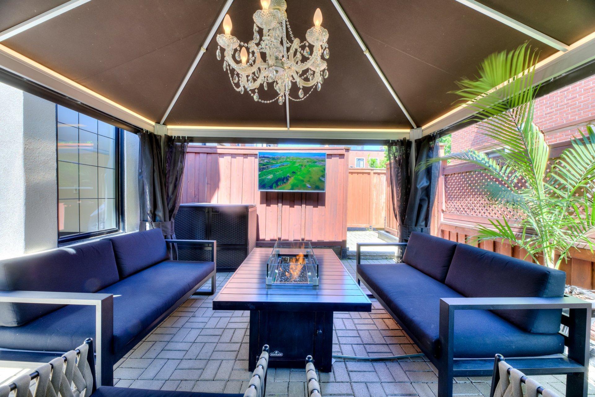 









2017Z


Boul. Alexis-Nihon

,
Montréal (Saint-Laurent),




QC
H4R3C4

