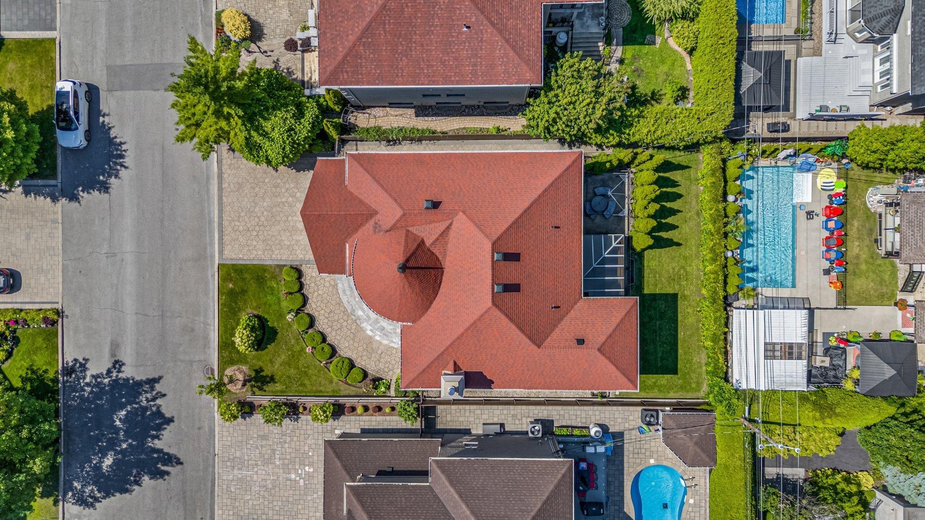 









12241


Av. du Beau-Bois

,
Montréal (Ahuntsic-Cartierville),




QC
H4K2Z3

