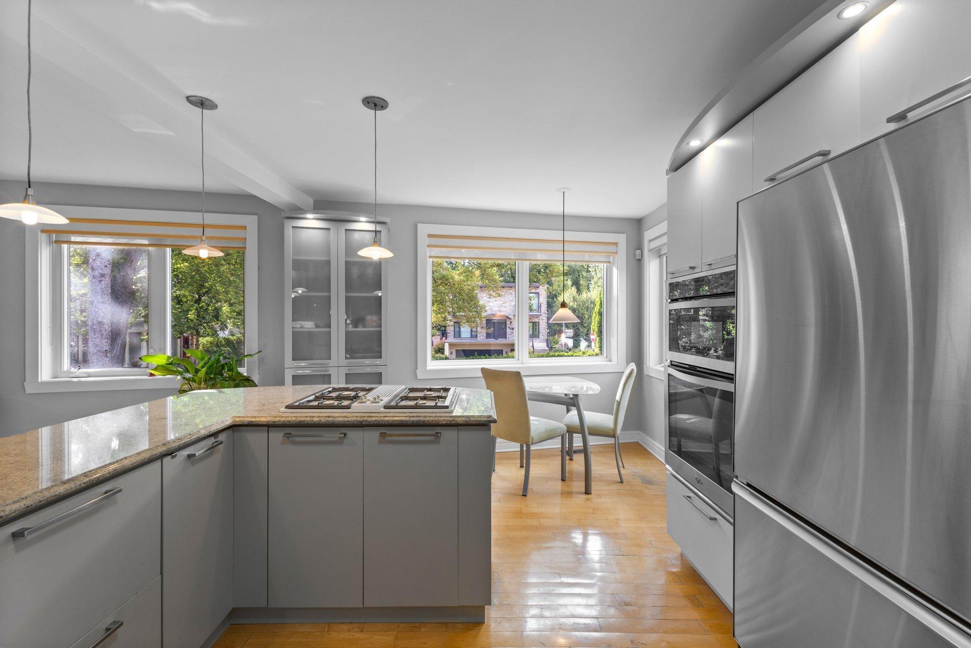 









10790


Rue André-Jobin

,
Montréal (Ahuntsic-Cartierville),




QC
H2B2W2

