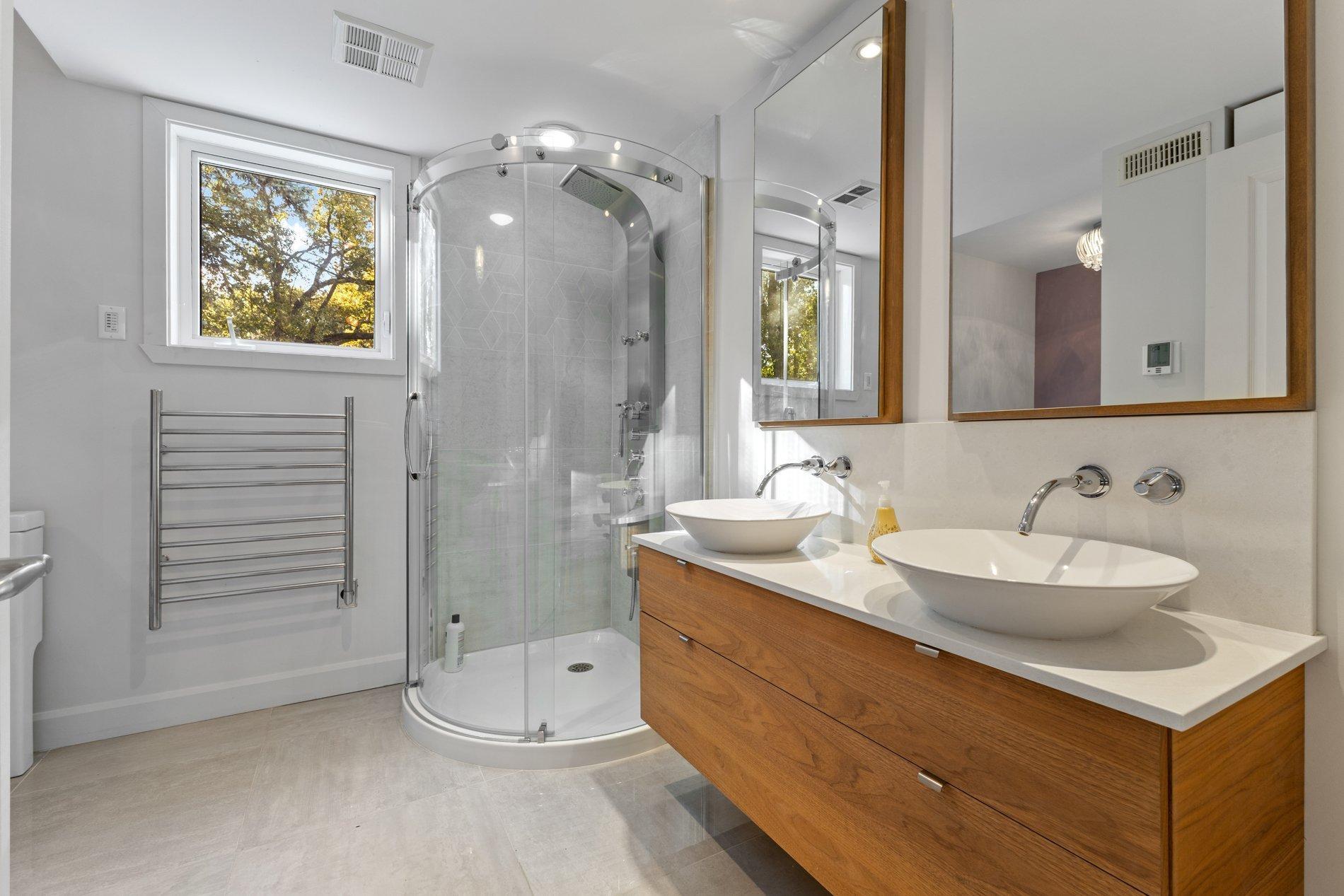 









10790


Rue André-Jobin

,
Montréal (Ahuntsic-Cartierville),




QC
H2B2W2

