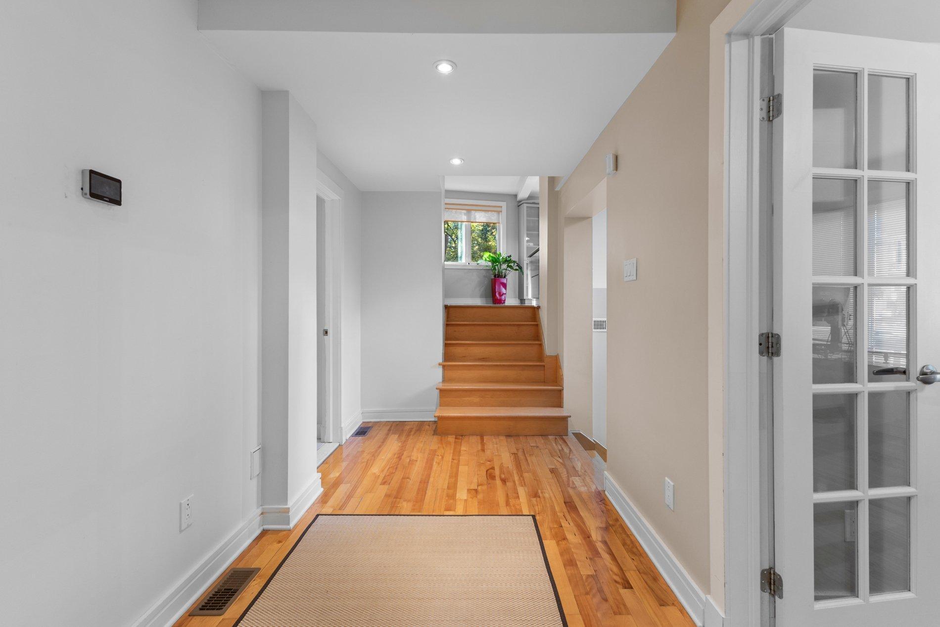 









10790


Rue André-Jobin

,
Montréal (Ahuntsic-Cartierville),




QC
H2B2W2

