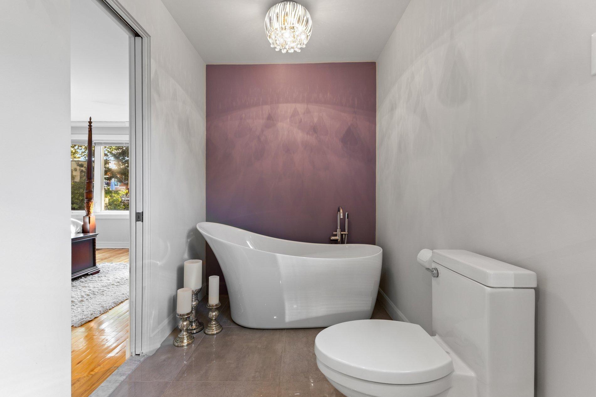 









10790


Rue André-Jobin

,
Montréal (Ahuntsic-Cartierville),




QC
H2B2W2

