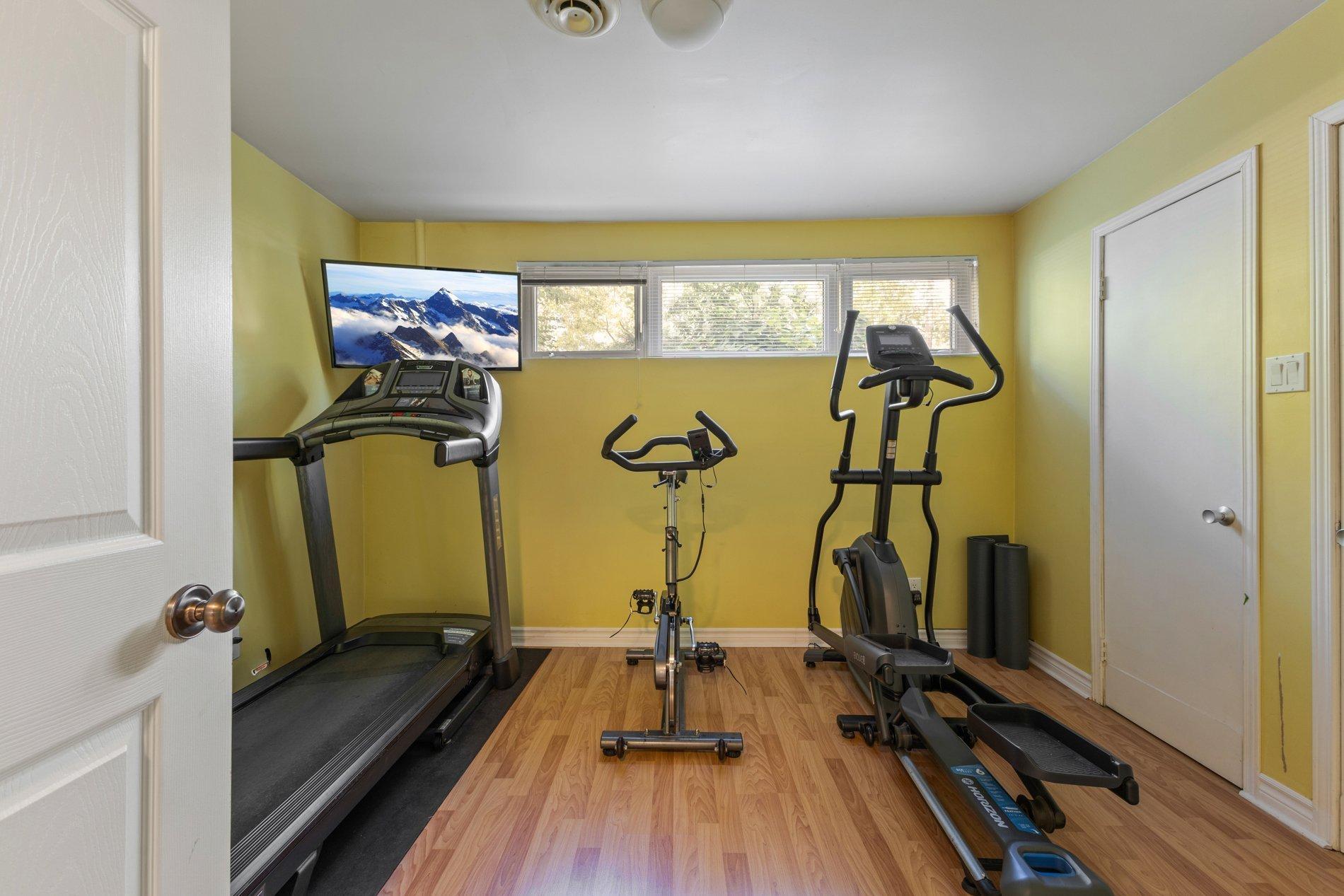 









10790


Rue André-Jobin

,
Montréal (Ahuntsic-Cartierville),




QC
H2B2W2

