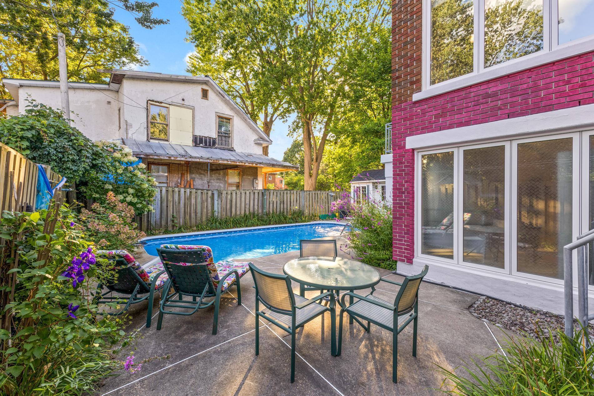 









10790


Rue André-Jobin

,
Montréal (Ahuntsic-Cartierville),




QC
H2B2W2


