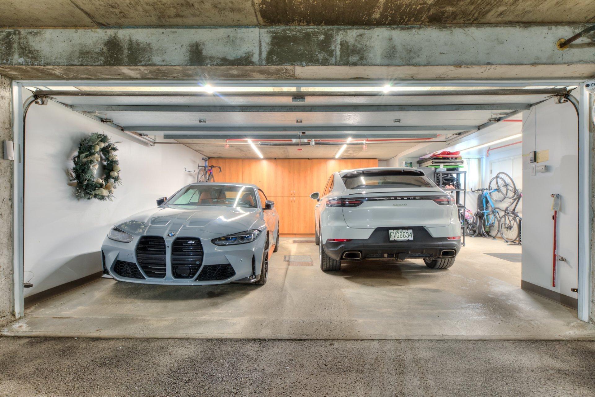 









2017


Boul. Alexis-Nihon

,
Montréal (Saint-Laurent),




QC
H4R3C4

