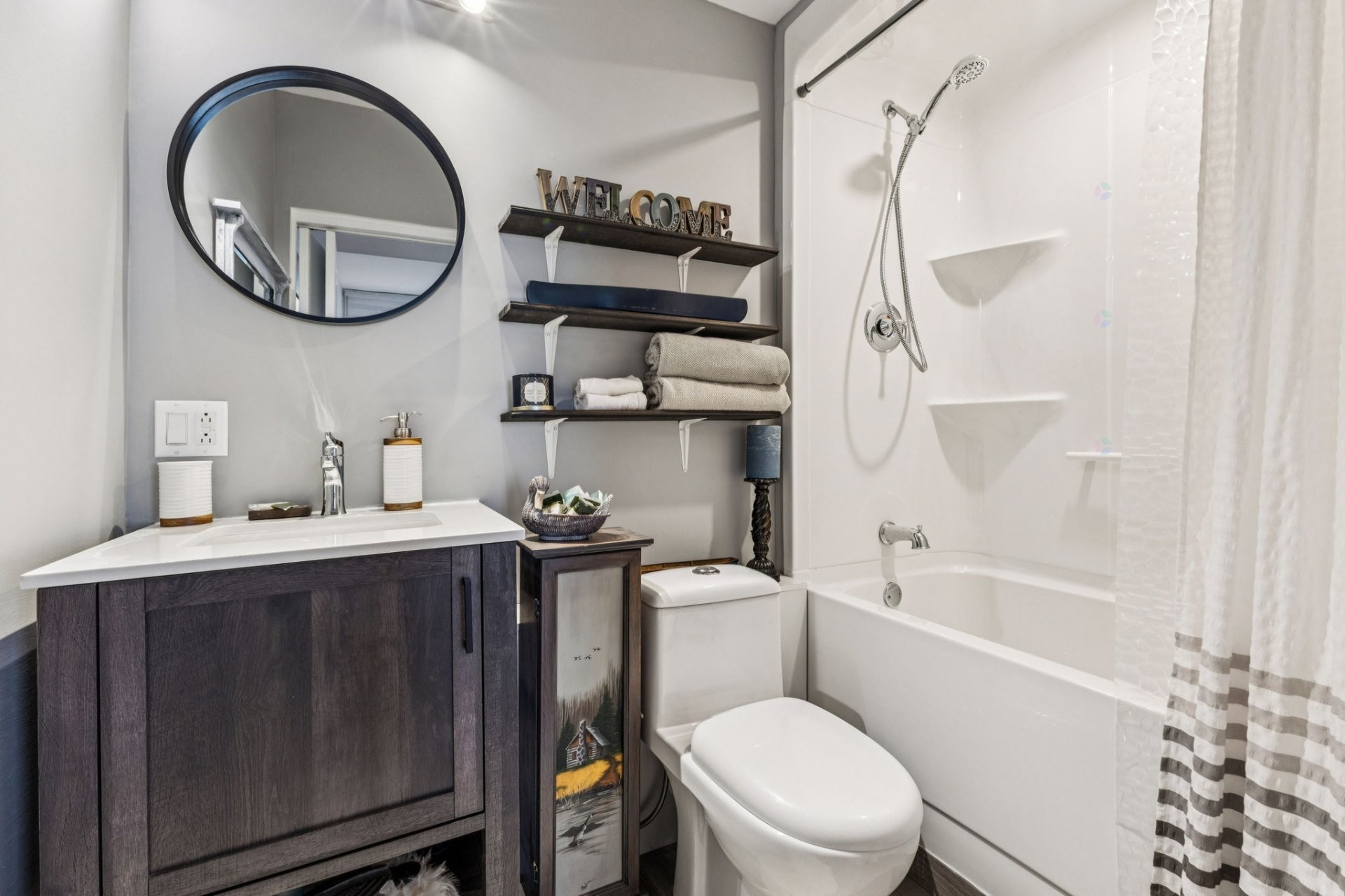 









4029


Ch. River

,
Pontiac,




QC
J0X2V0

