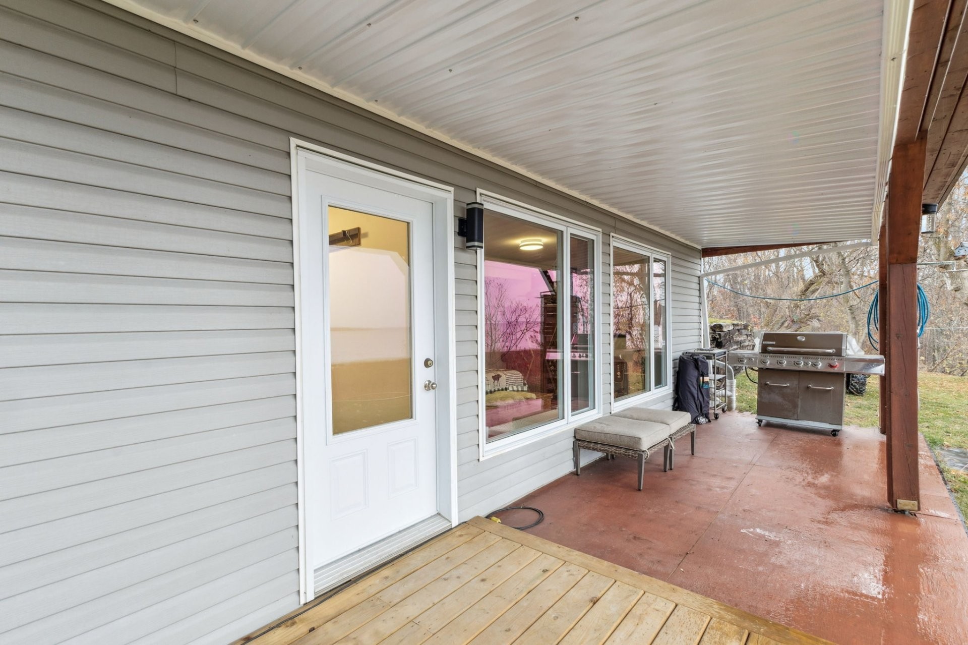 









4029


Ch. River

,
Pontiac,




QC
J0X2V0

