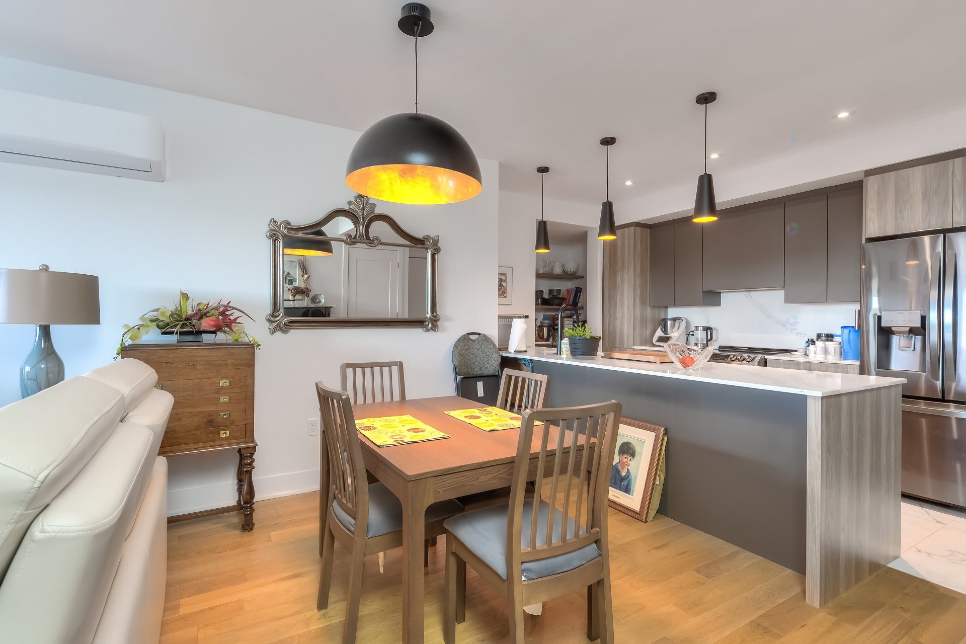 









365


Boul. Brunswick

, 612,
Pointe-Claire,




QC
H9R0H3


