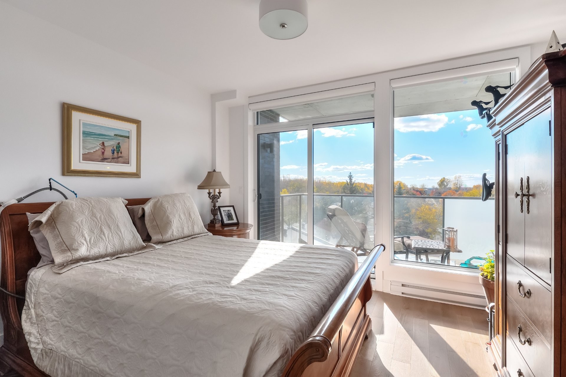 









365


Boul. Brunswick

, 612,
Pointe-Claire,




QC
H9R0H3

