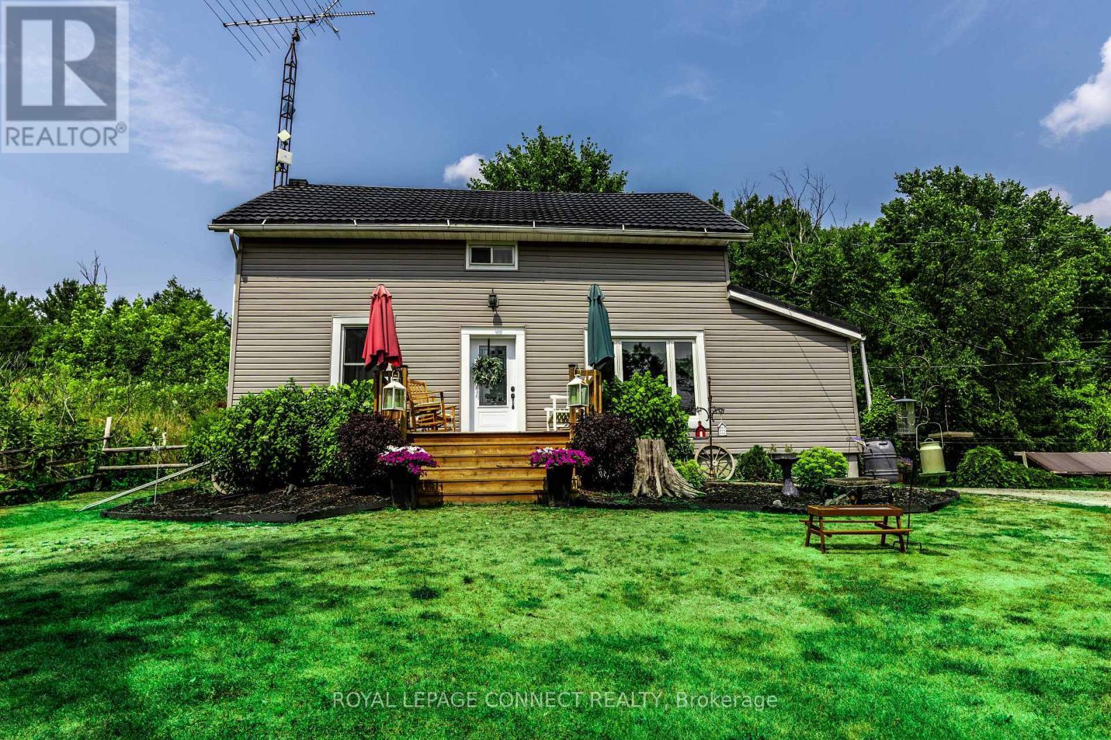 












373 DESHANE ROAD

,
Tweed,




Ontario
K0K2L0

