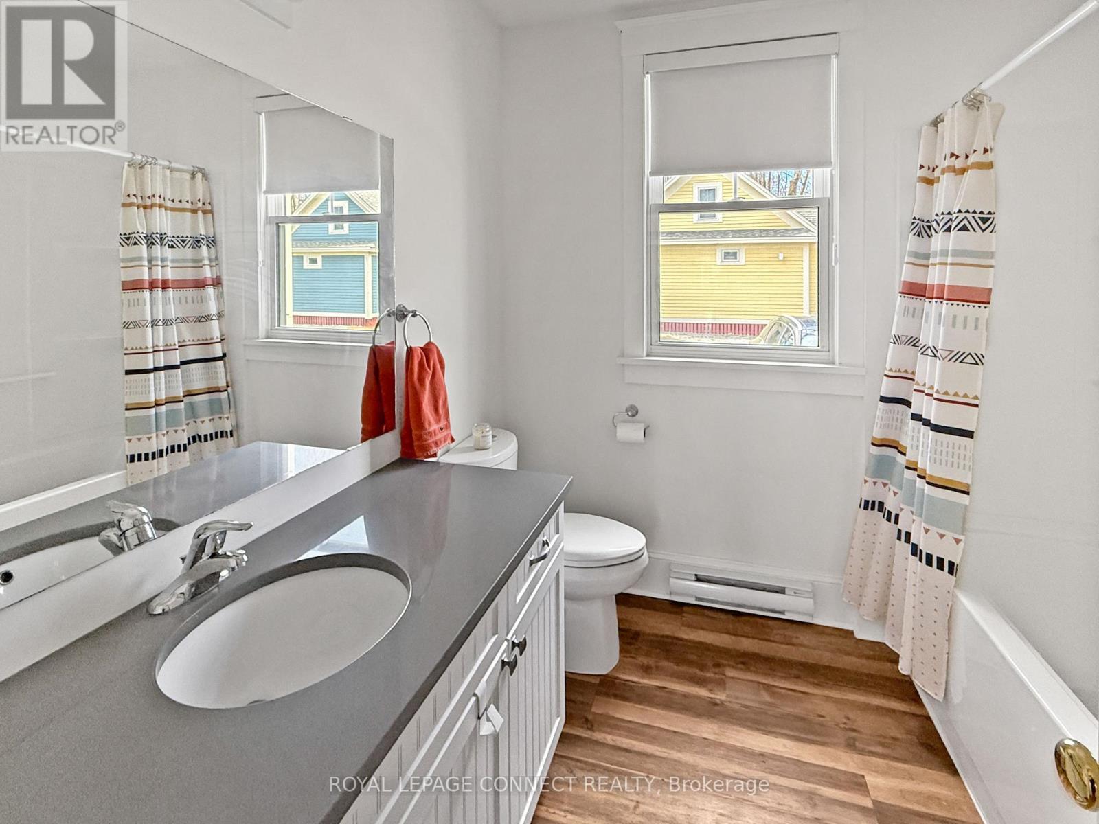 












222 - 17 HOLLOW LANE

,
Prince Edward County,







Ontario
K0K1P0

