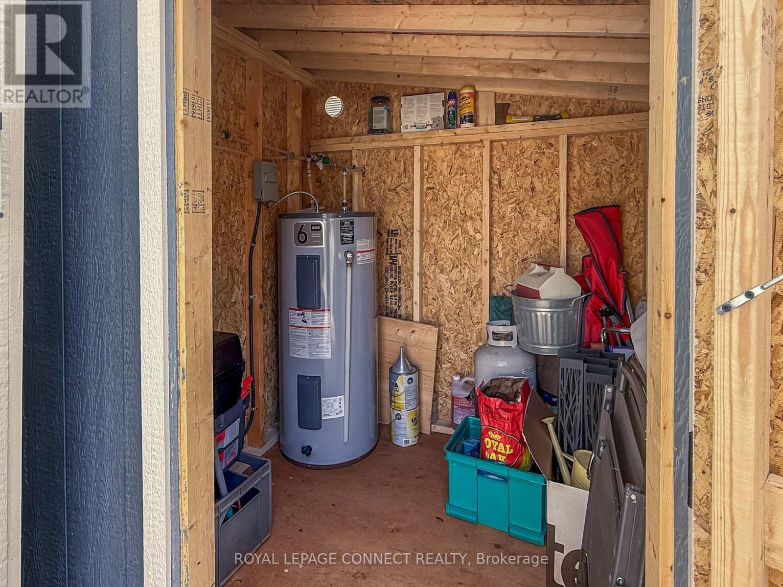 












222 - 17 HOLLOW LANE

,
Prince Edward County,







Ontario
K0K1P0

