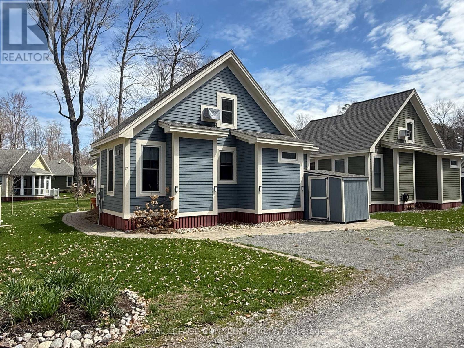 












222 - 17 HOLLOW LANE

,
Prince Edward County,







Ontario
K0K1P0

