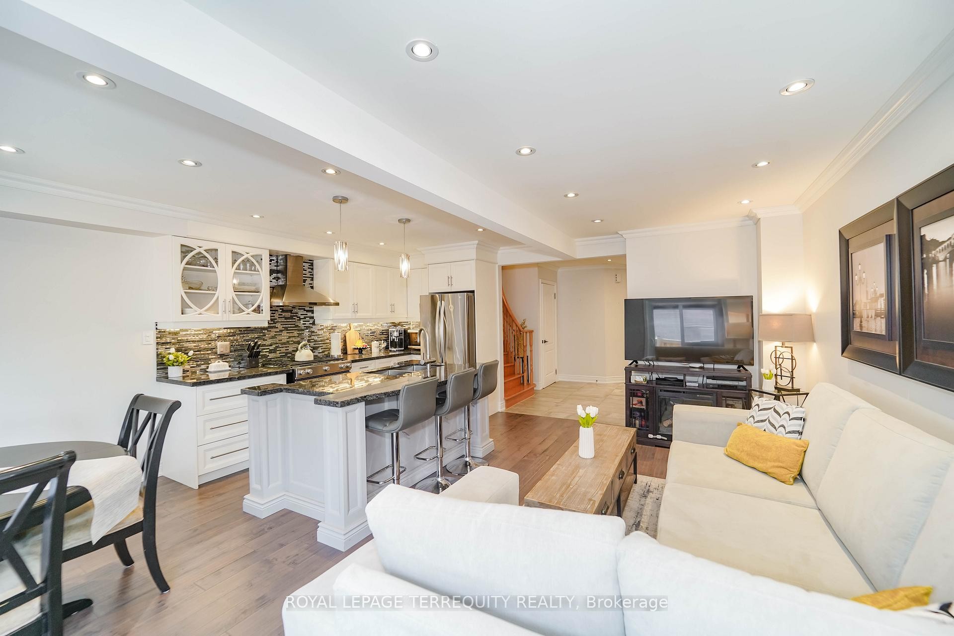 









9


Stonebriar

Drive,
Vaughan,




ON
L6A 2N5

