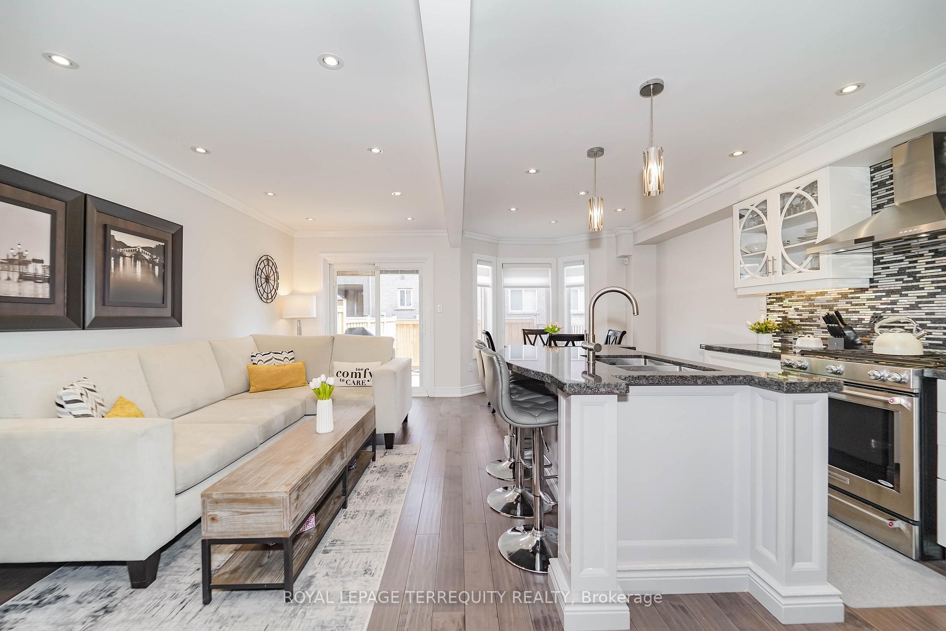 









9


Stonebriar

Drive,
Vaughan,




ON
L6A 2N5

