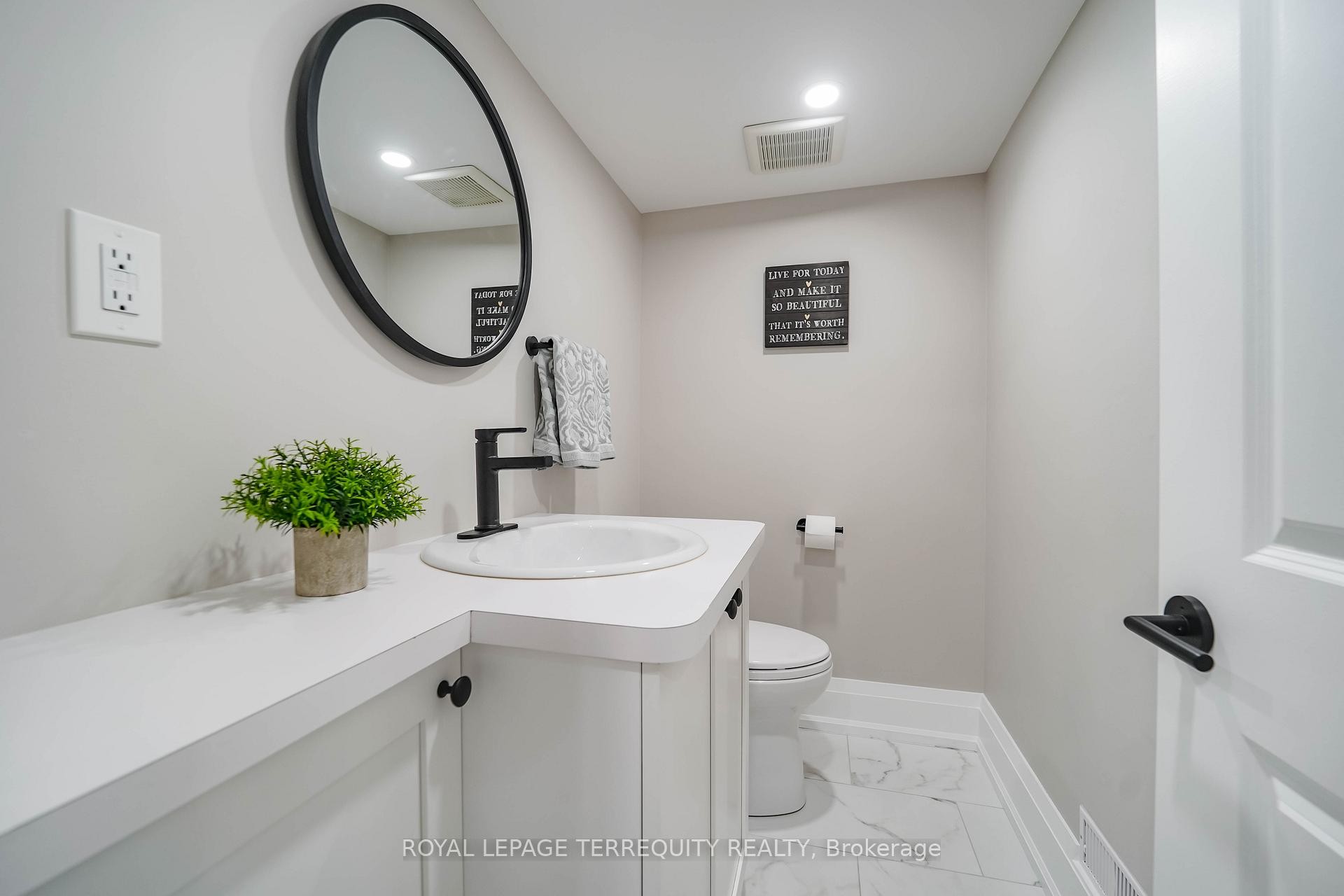 









9


Stonebriar

Drive,
Vaughan,




ON
L6A 2N5

