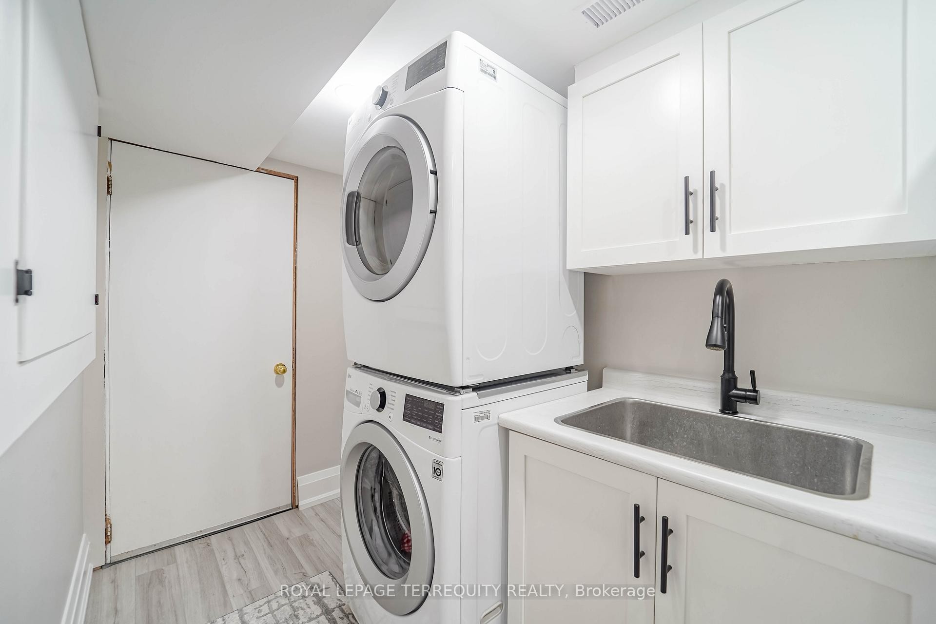 









9


Stonebriar

Drive,
Vaughan,




ON
L6A 2N5

