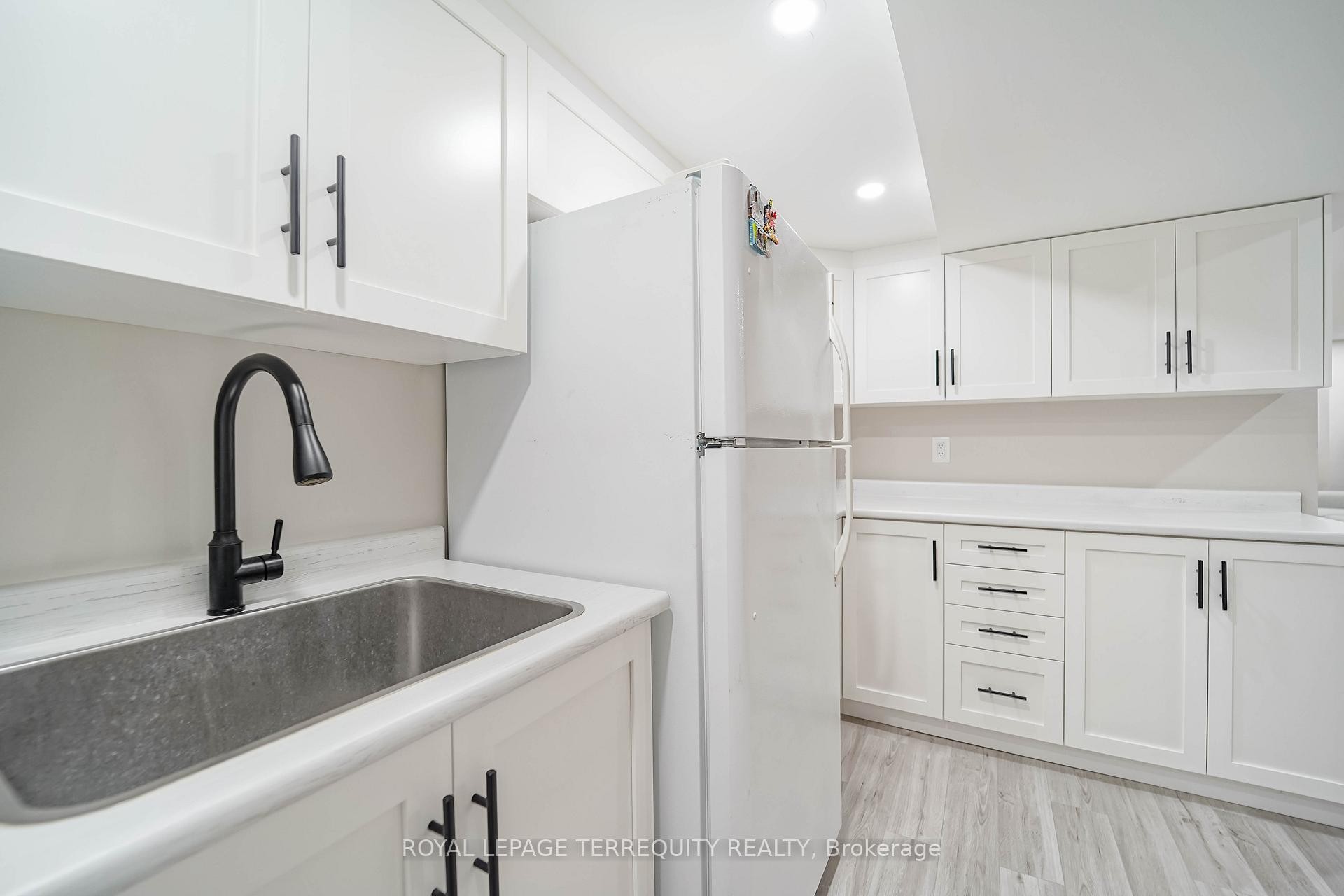 









9


Stonebriar

Drive,
Vaughan,




ON
L6A 2N5

