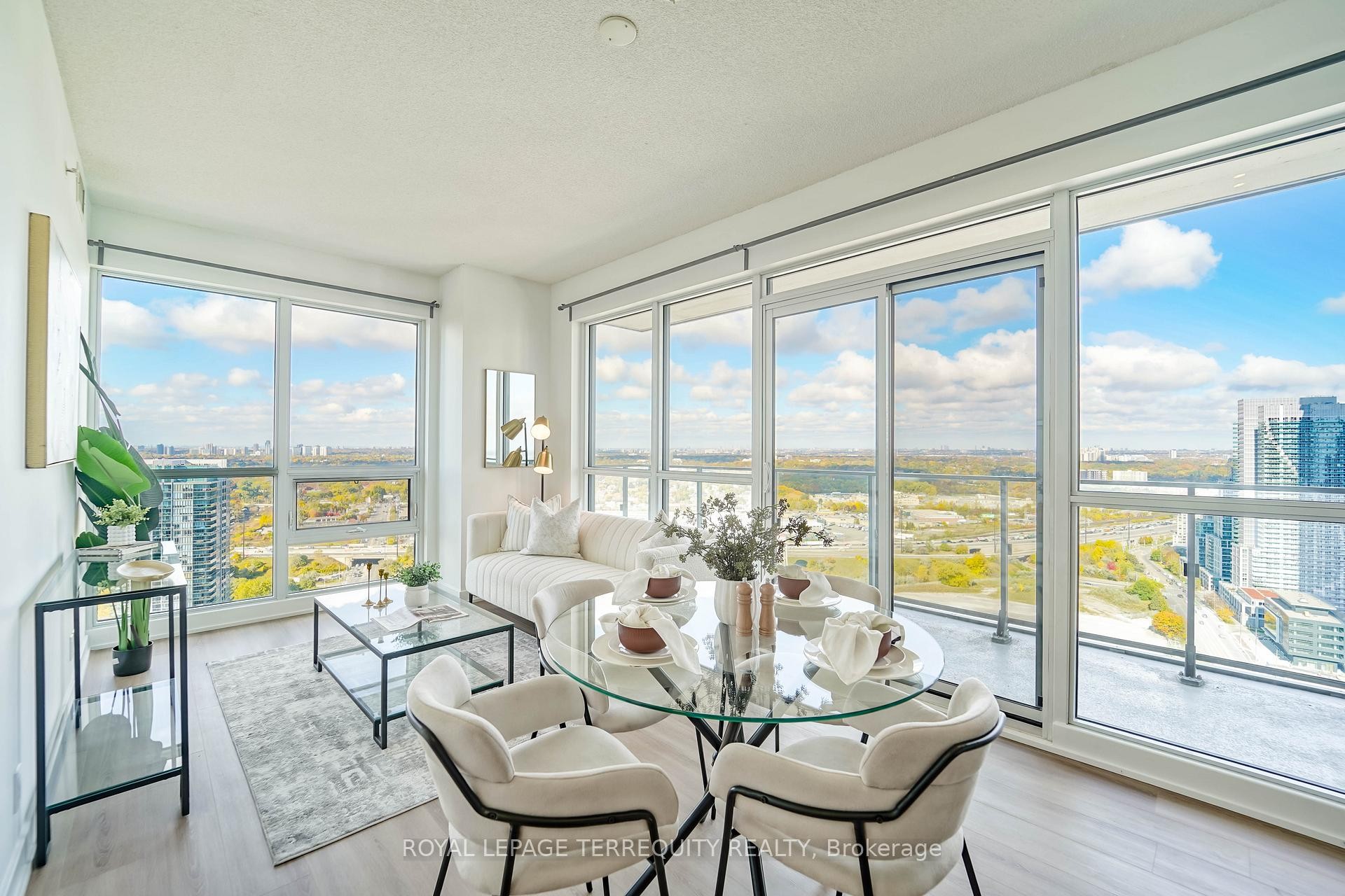 









2200


Lakeshore

Boulevard West, 4007,
Toronto,




ON
M8V 1A4

