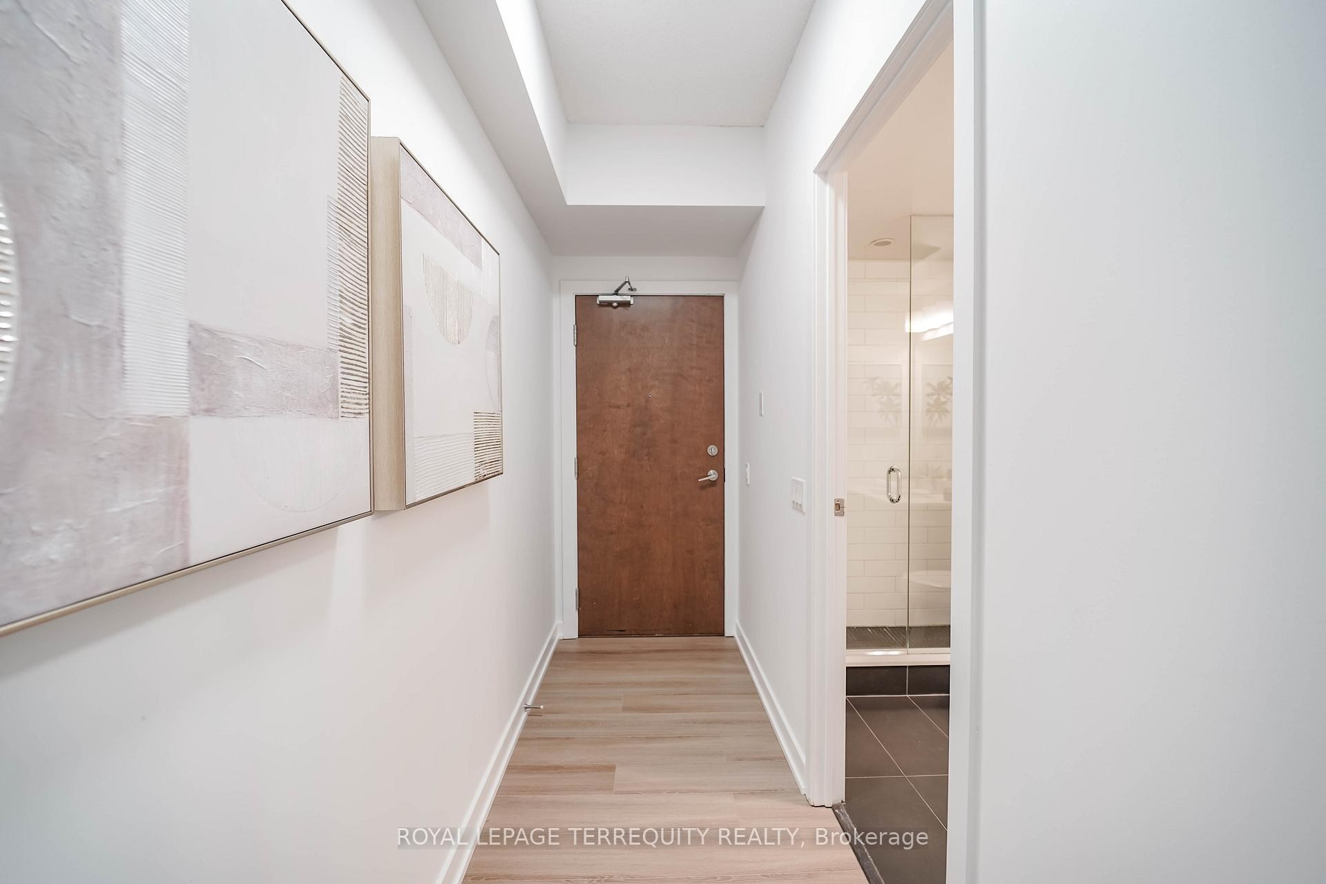 









2200


Lakeshore

Boulevard West, 4007,
Toronto,




ON
M8V 1A4

