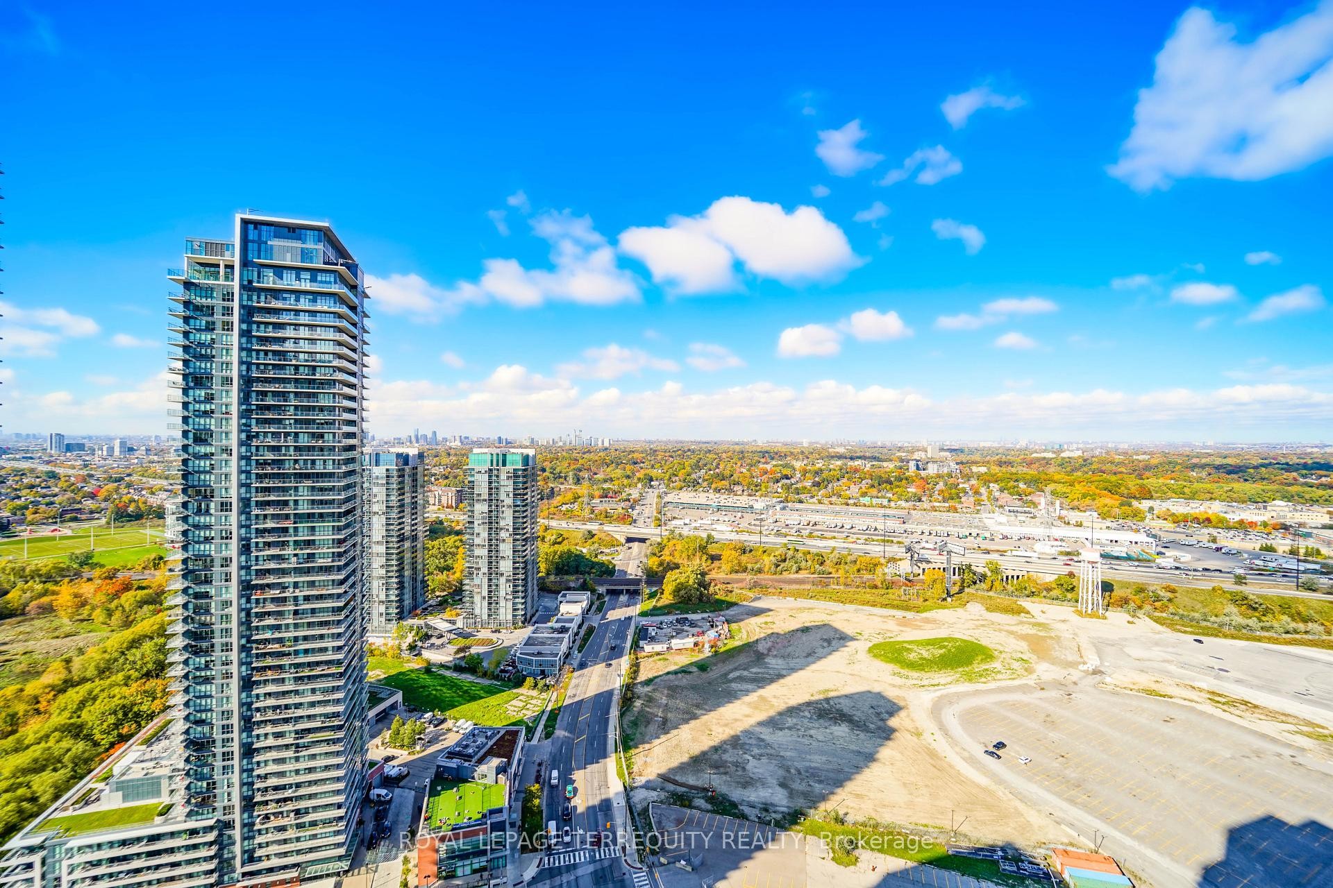 









2200


Lakeshore

Boulevard West, 4007,
Toronto,




ON
M8V 1A4

