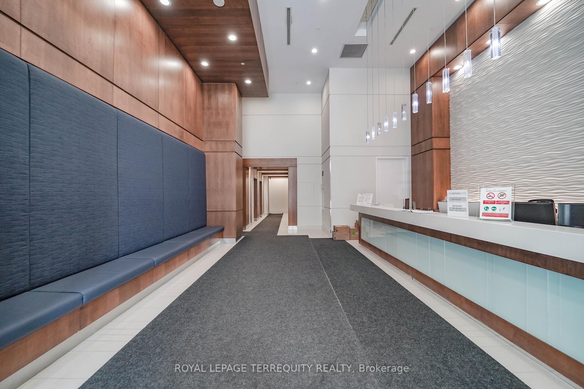 









2200


Lakeshore

Boulevard West, 4007,
Toronto,




ON
M8V 1A4

