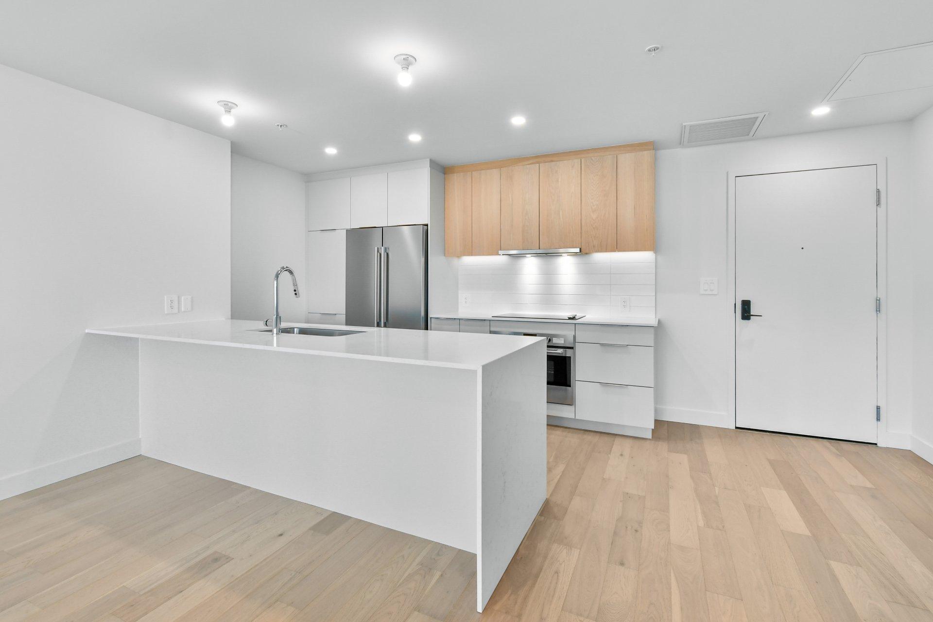 









3665


Av. Jean-Béraud

, 205,
Laval (Chomedey),




QC
H7R0R7

