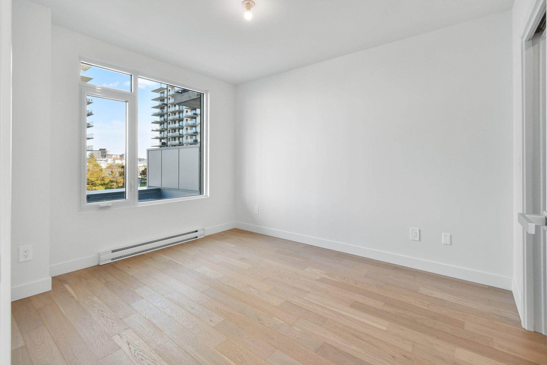 









3665


Av. Jean-Béraud

, 205,
Laval (Chomedey),




QC
H7R0R7

