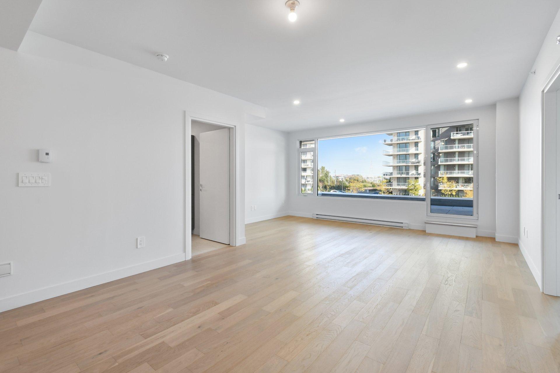 









3665


Av. Jean-Béraud

, 205,
Laval (Chomedey),




QC
H7R0R7

