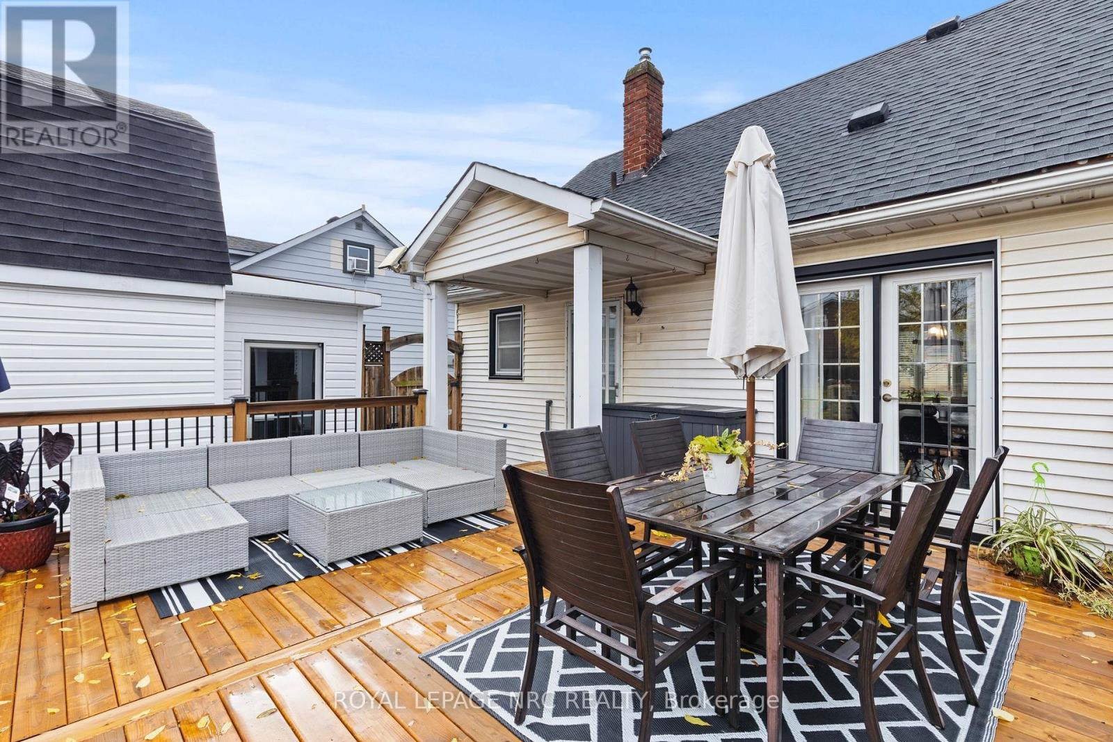 












88 PARK AVENUE

,
St. Catharines (Secord Woods),




Ontario
L2P1R9

