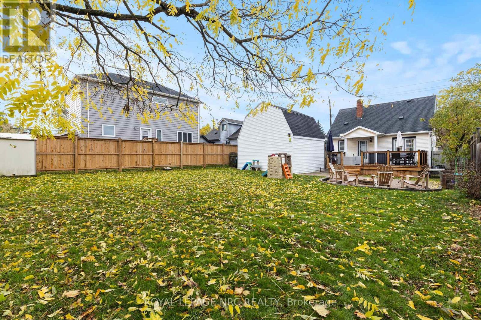 












88 PARK AVENUE

,
St. Catharines (Secord Woods),




Ontario
L2P1R9

