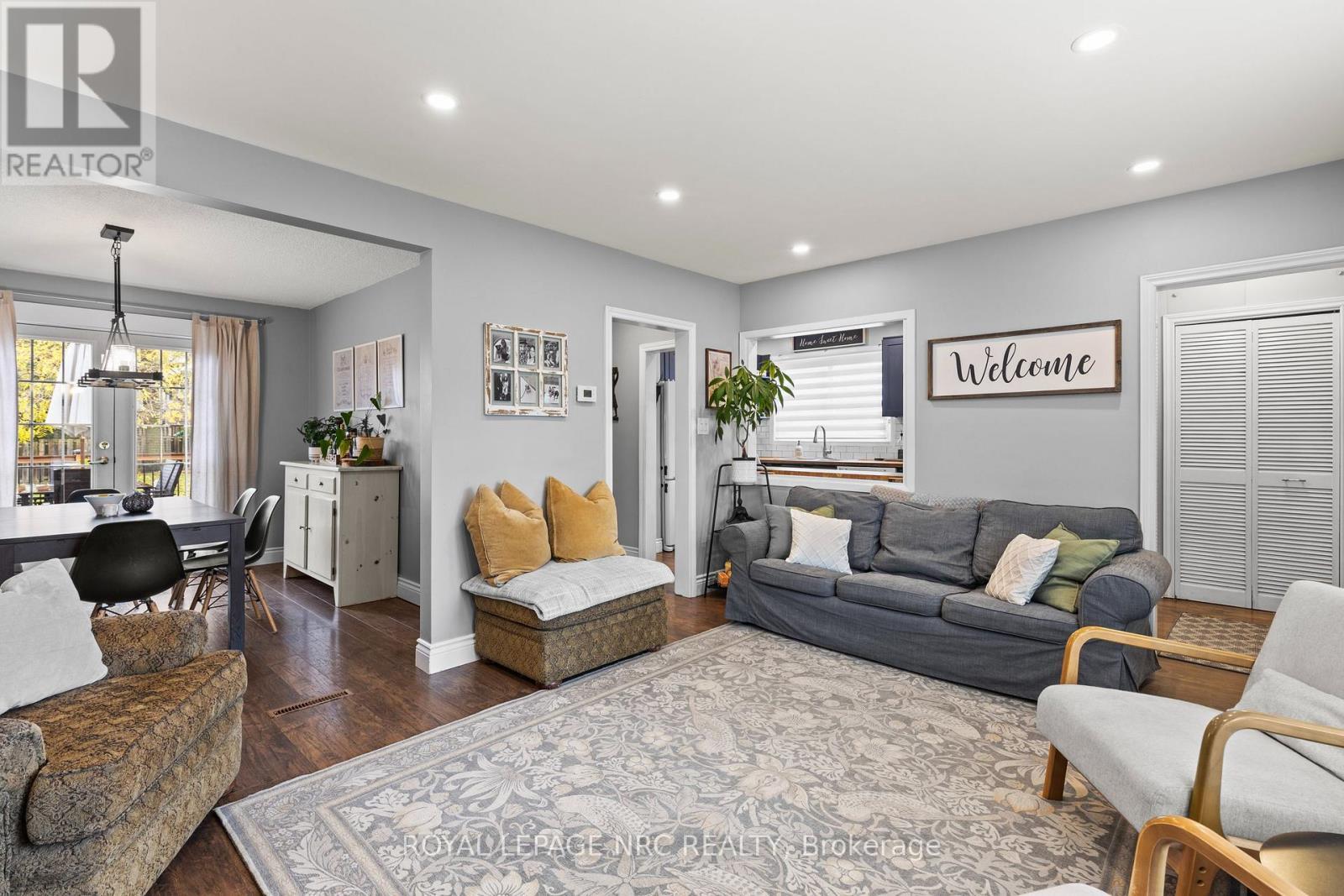 












88 PARK AVENUE

,
St. Catharines (Secord Woods),




Ontario
L2P1R9

