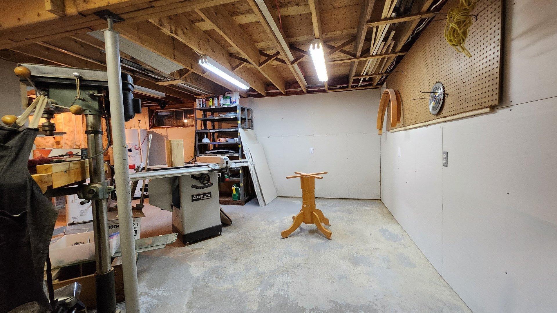 









111


Rue Bouvette

,
Shawinigan,




QC
G9P4X1

