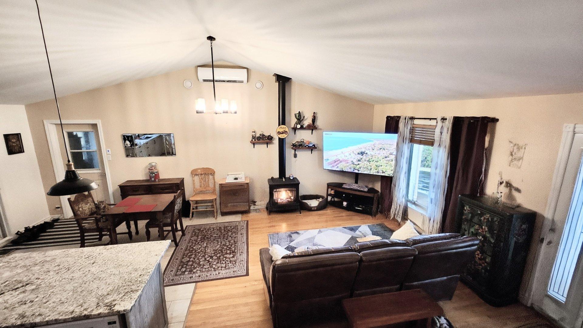 









111


Rue Bouvette

,
Shawinigan,




QC
G9P4X1

