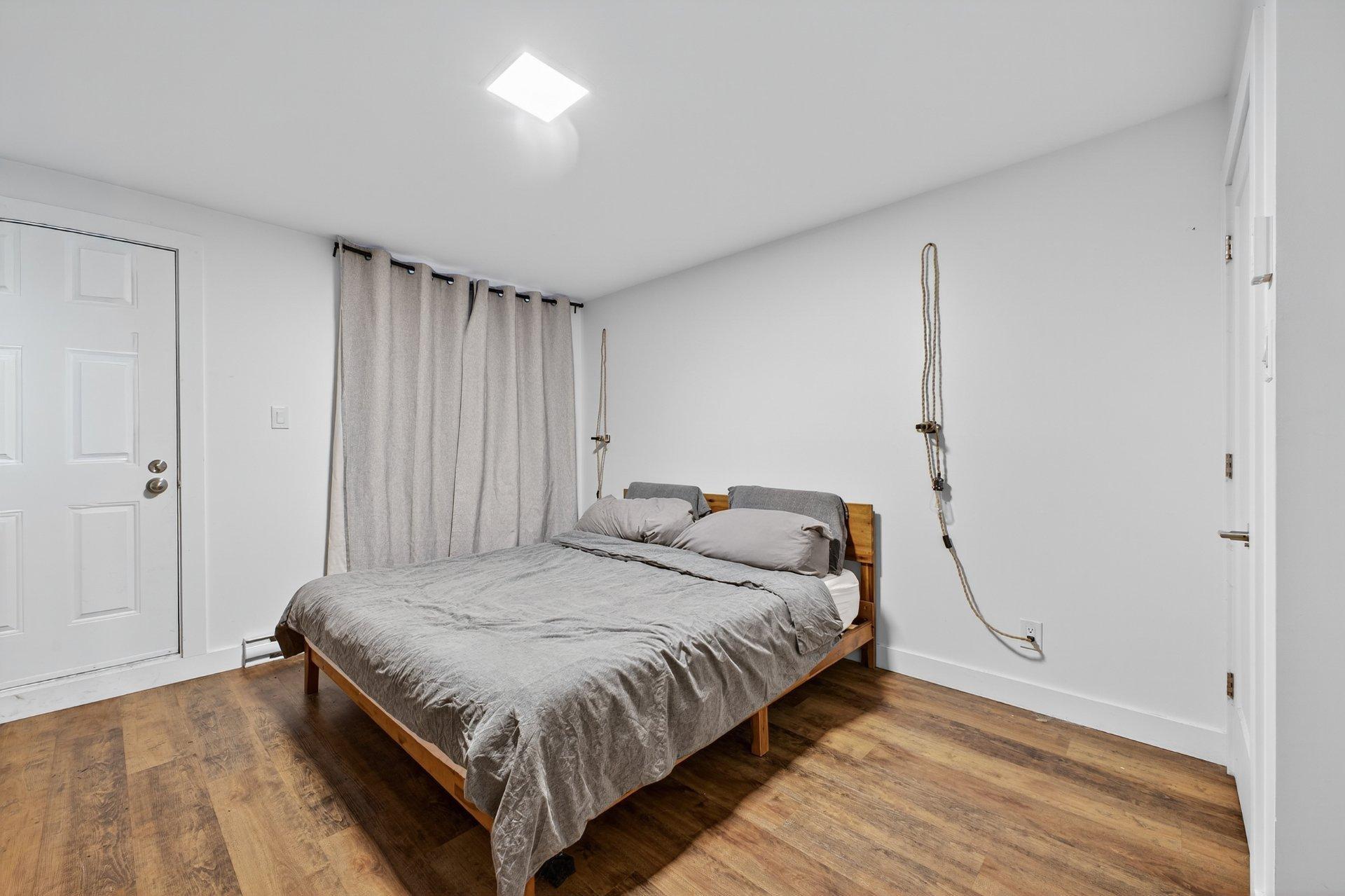 









771


Av. Marin

, 102,
Montréal (Le Sud-Ouest),




QC
H4C2H3

