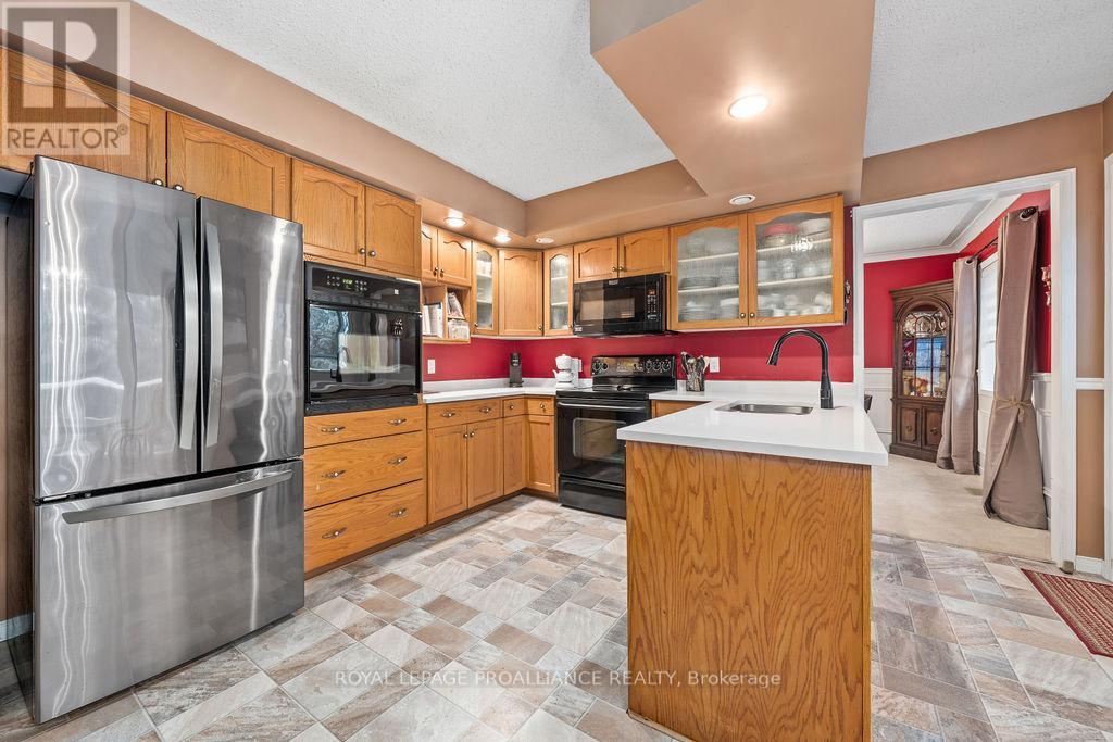 












37 MCCREA COURT

,
Tweed (Hungerford (Twp)),




Ontario
K0K3J0

