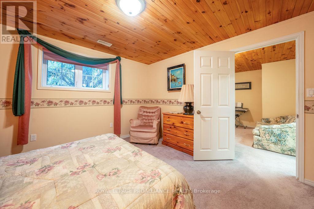 












37 MCCREA COURT

,
Tweed (Hungerford (Twp)),




Ontario
K0K3J0

