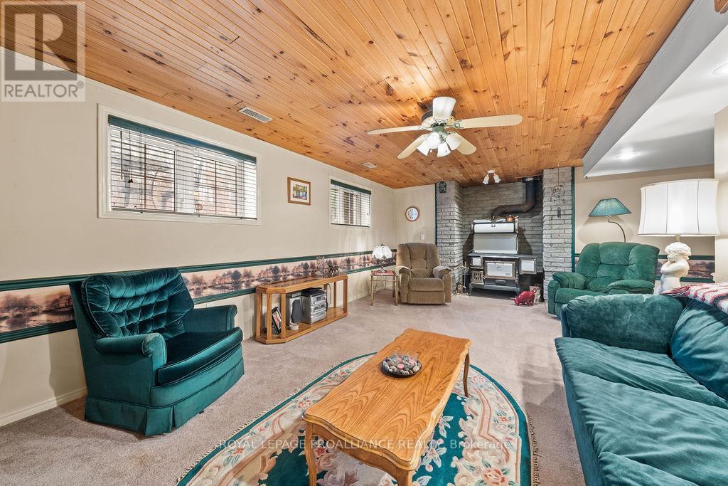 












37 MCCREA COURT

,
Tweed (Hungerford (Twp)),




Ontario
K0K3J0

