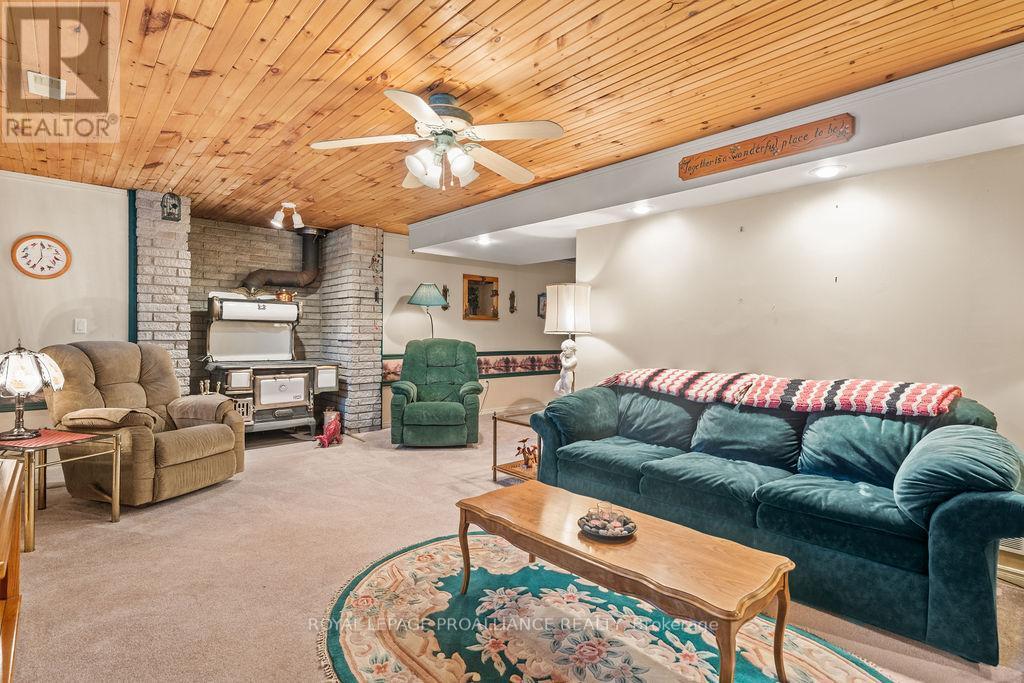 












37 MCCREA COURT

,
Tweed (Hungerford (Twp)),




Ontario
K0K3J0

